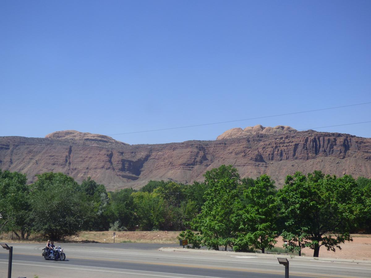Moab Gateway Inn At Arches Nat'L Park ภายนอก รูปภาพ